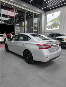 نیسان سێنترا